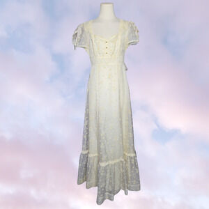 60s 70s Vtg Long Maxi Prairie Cottage Cream Floral Ruching Frill Dress Sz 9 / 10